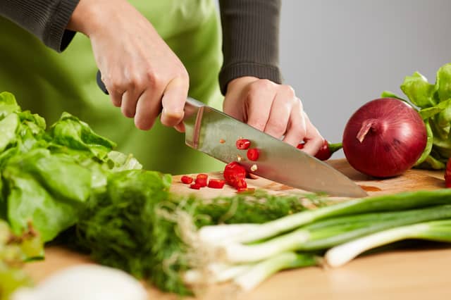 We review the best kitchen knives on the UK market