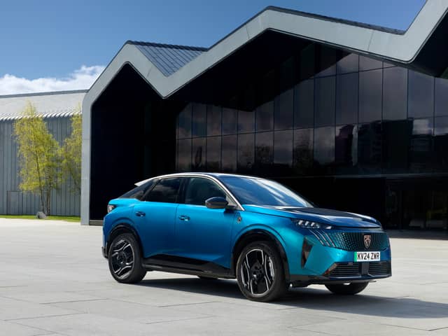 The new Peugeot e-3008