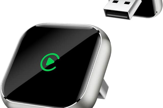 The shape is very convenient for keeping it compact when it's plugged in