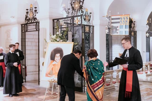 Lighting of the Lamp of Harmony at St. Paul’s Cathedral with Mr. & Mrs. J.M. Chanrai and Revd Canon Philip Banks