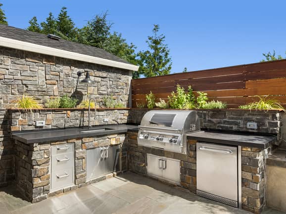Over half of Brits aspire to have an outdoor kitchen