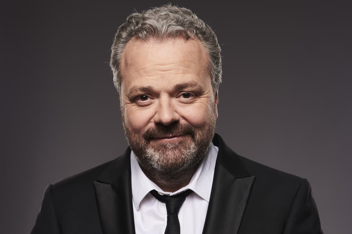 Top comedian Hal Cruttenden brings tour to Peterborough