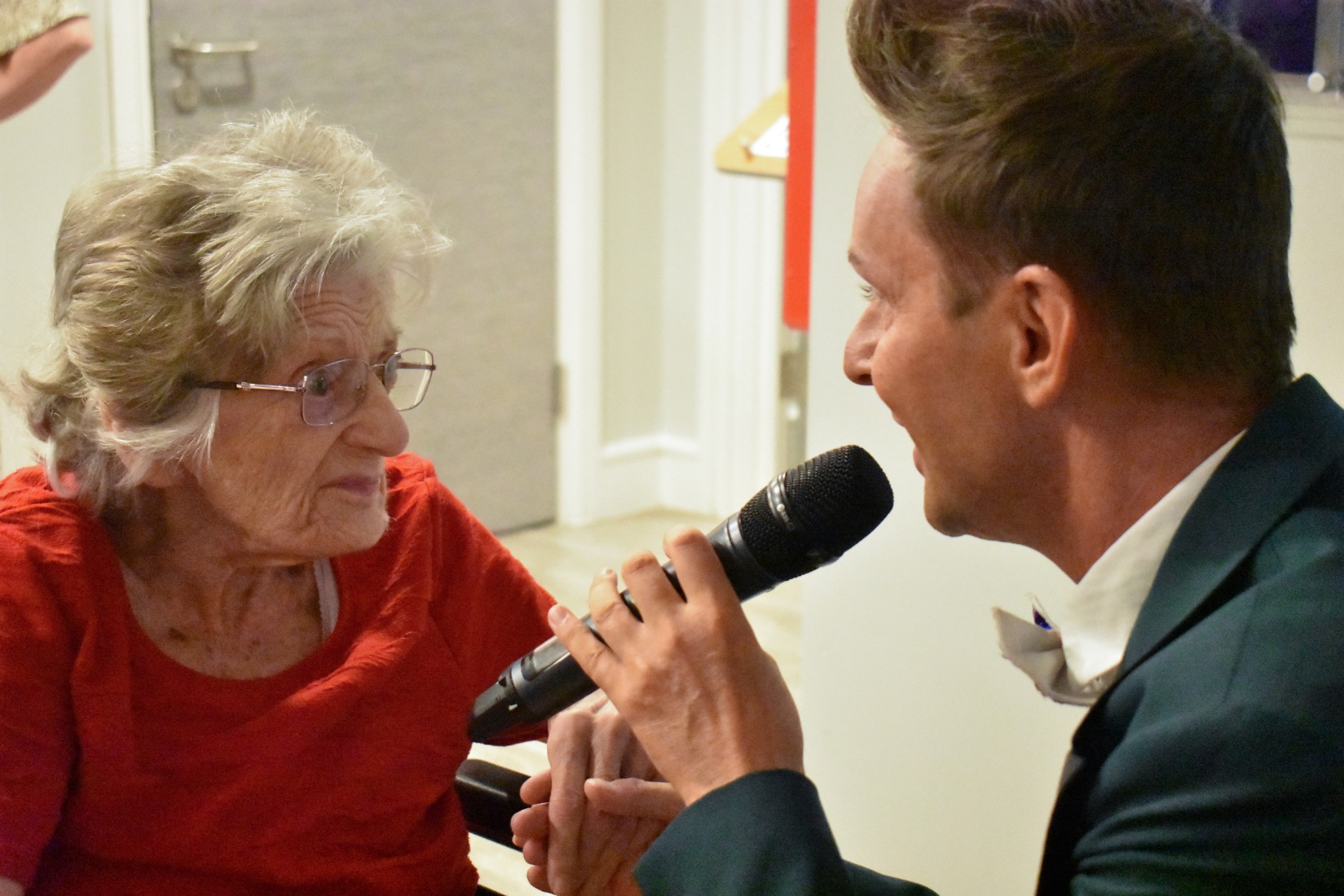Marion, 95, attends her first-ever prom at her Brampton care home