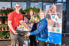 Neighbourly charity donation