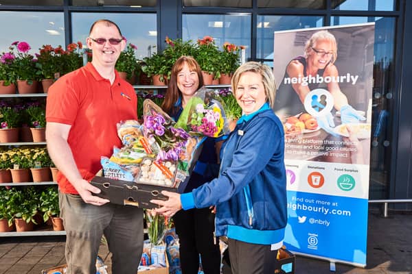 Neighbourly charity donation