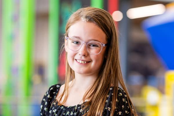 Nine year-old Evelyn, who has had scalp psoriasis from a young age, is one of the campaign’s young stars. 