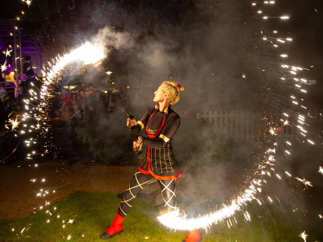 Peterborough One Retail Park Lights Switch on.
Picture by Terry Harris. THA