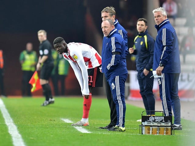 Various European clubs are eyeing a deal to sign 19-year-old Sunderland forward Benji Kimpioka when the transfer window opens next month. (Shields Gazette)
