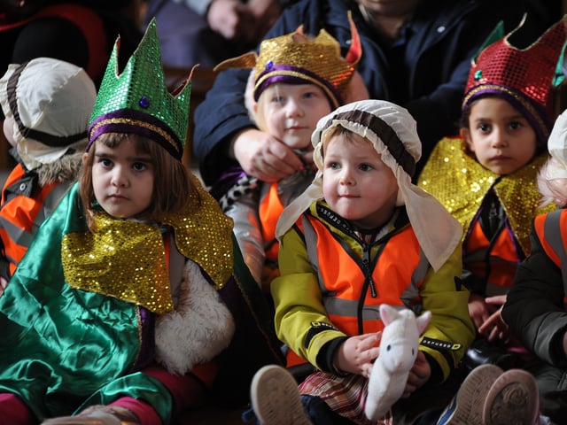 Pre-school nativity at Peterborough Cathedral. Nat19 EMN-190312-145123009