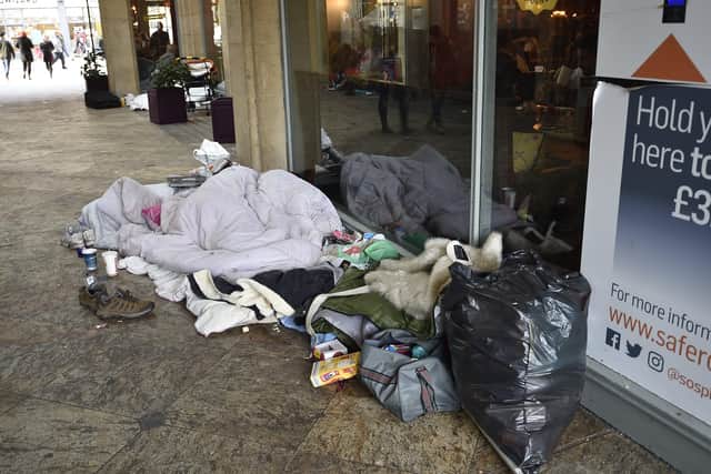 Homeless in the St Peter's arcade EMN-191231-144121009