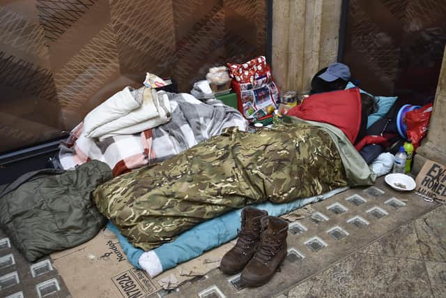 Homeless in the St Peter's arcade EMN-191231-143943009