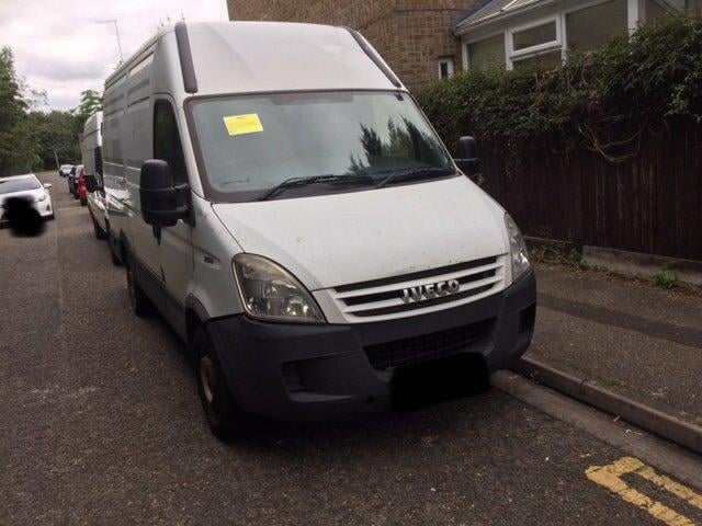 Between 15/7/19 and 24/7/19 abandoned a vehicle in Clipston Walk, Peterborough