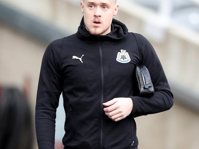 Sunderland have taken Newcastle United goalkeeper Nathan Harker on trial, who played for Elliot Dickmans U23s last night. (Sunderland Echo)