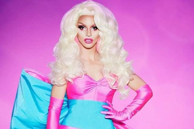 Miz Cracker