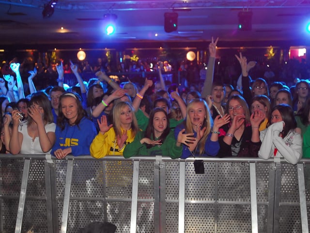 JLS under 18s gig at Club Metro, Peterborough. Crowds