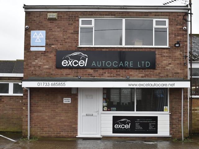 Peterborough Telegraph garage of the Year.   Excel Autocare, Yaxley EMN-200224-155148009
