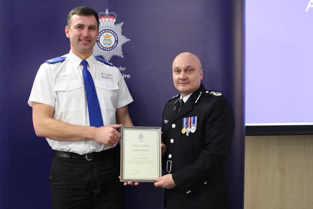 Aivaras Krochalev receiving his award