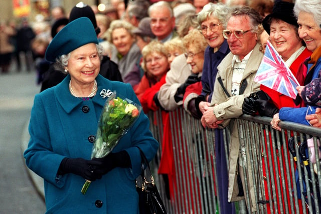 The Queen meeting the crowds on Oxford Street, Harrogate.