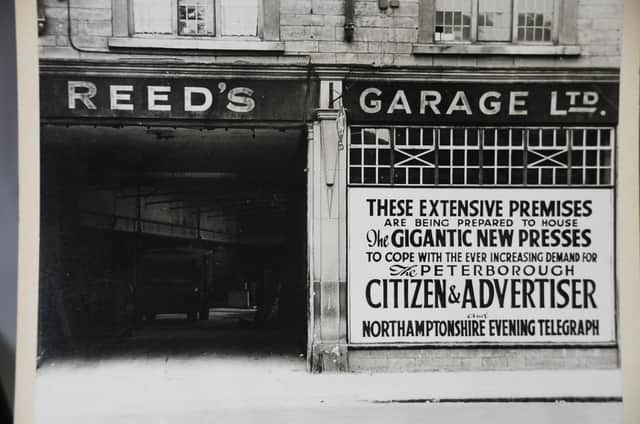 Reed's garage, Broadway in 1950