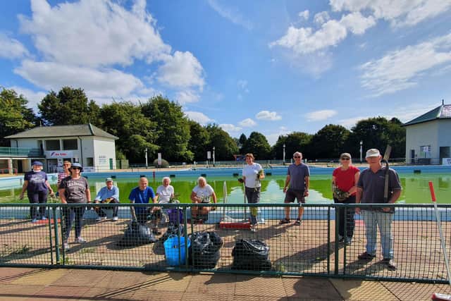 Volunteers from Friends of Peterborough Lido amidst their 'weed attack day'
