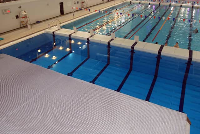 Should there be diving facilities at Peterborough's new pool?