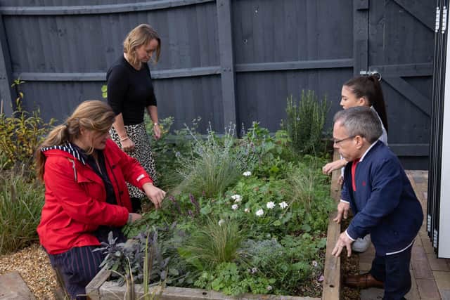 Dream of sensory garden for local charity becomes a reality .  Annabelle and Warwick Davis had the pleasure to meet Artist and Garden Creator Jeni Cairns. Picture: Terry Harris.