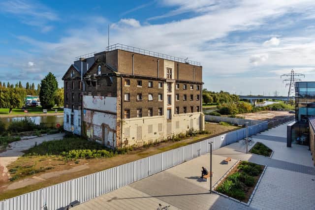 Whitworth Mill at Fletton Quays