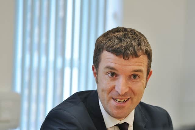 Jonathan Lewis
