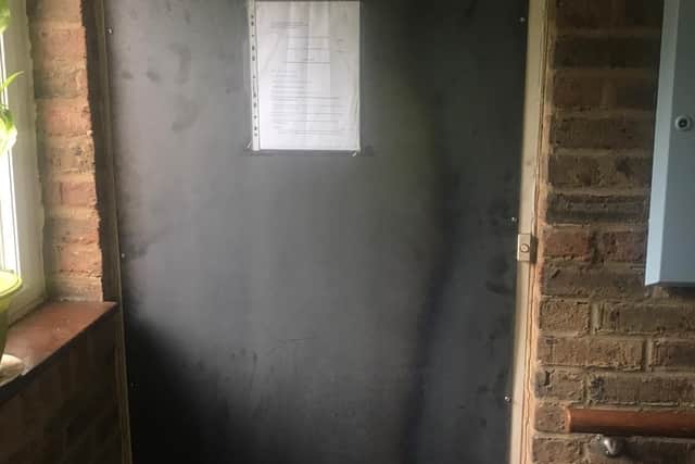 The closure notice in place