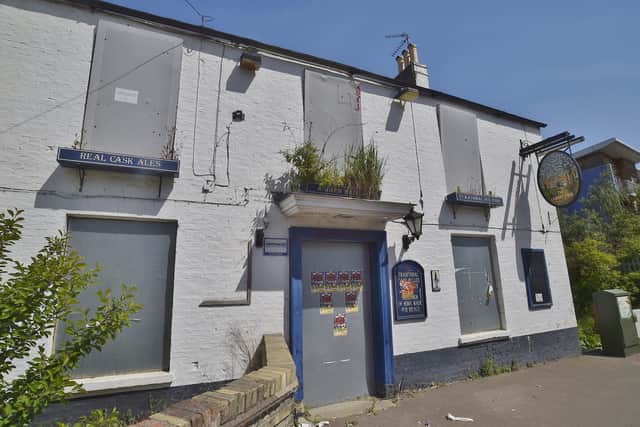 The Cherry Tree pub. EMN-180519-081348009