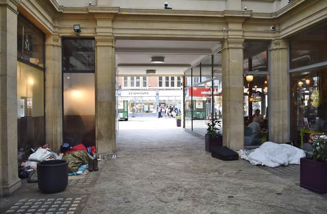 Rough sleepers in St Peter's arcade EMN-191231-143954009