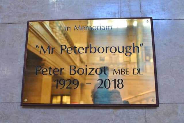 Peter Peckard and Peter Boizot plaques at the Town Hall EMN-211015-134703009