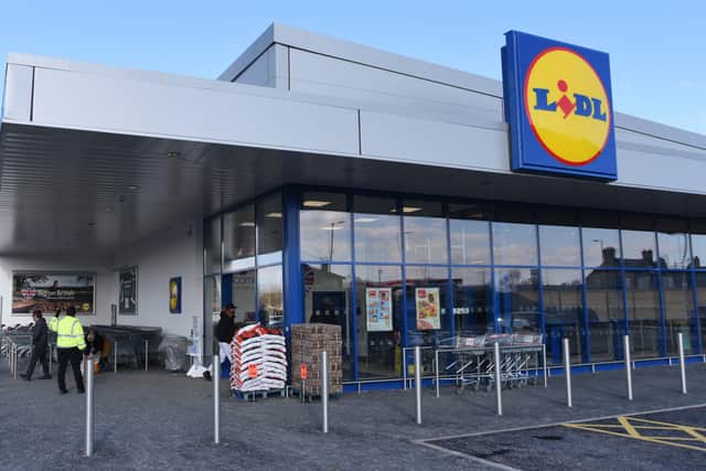 New Lidl at Oundle Road EMN-210219-114922009