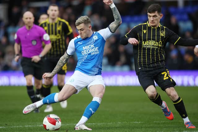Sammie Szmodics of Peterborough United shoots at goal against Bristol Rovers. Photo: Joe Dent/theposh.com.