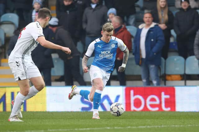 Sammie Szmodics of Peterborough United in action against Coventry City. Photo: Joe Dent/theposh.com.