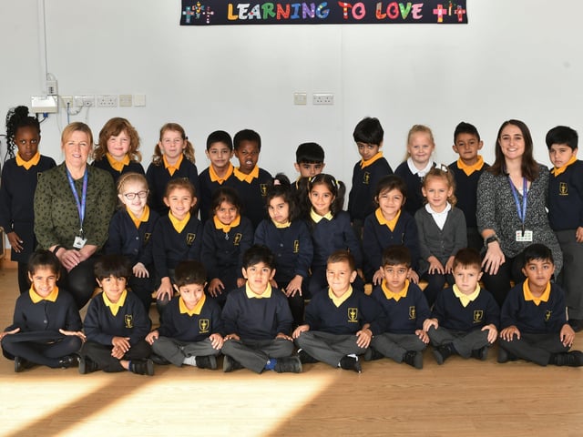 All Saint's C of E school reception classes (2) Rec21
Rec21 EMN-210612-132253009