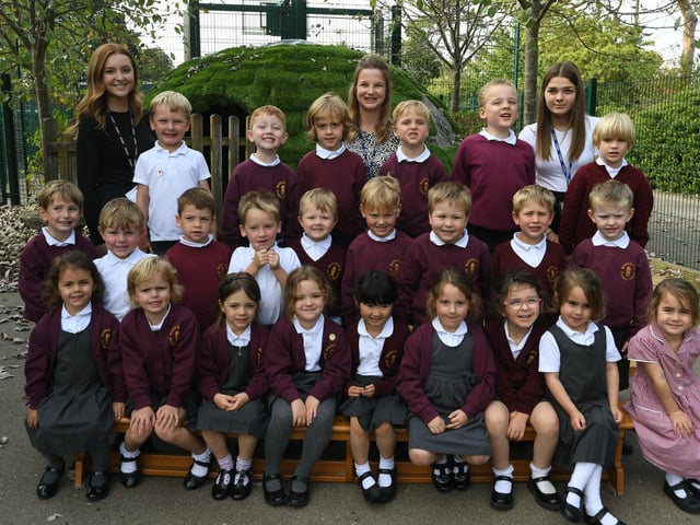 Barnack Primary school reception class Rec21
Rec21 EMN-210612-132807009