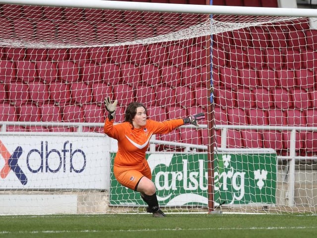 Faye Noble is unable to convert from the spot, spooning over the crossbar.