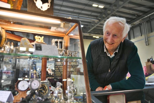 Festival of Antiques at the East of England Arena. Trader Gill Heathcote EMN-220416-171126009
