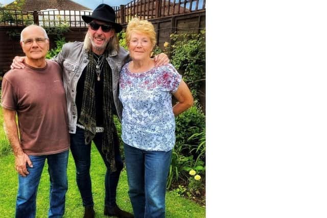 Nick with his neighbours Cenzo & Cilla Marseglia from Oakdale Avenue.