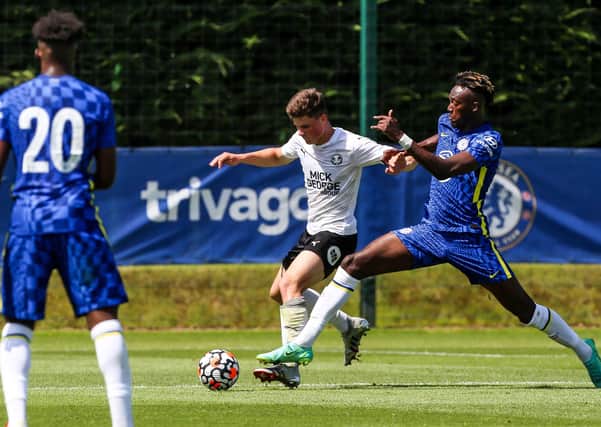Ronnie Edwards in action with Tammy Abraham of Chelsea last weekend. Photo: Joe Dent/theposh.com.