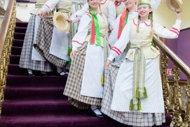 Lithuanian Dance Group Raskila 