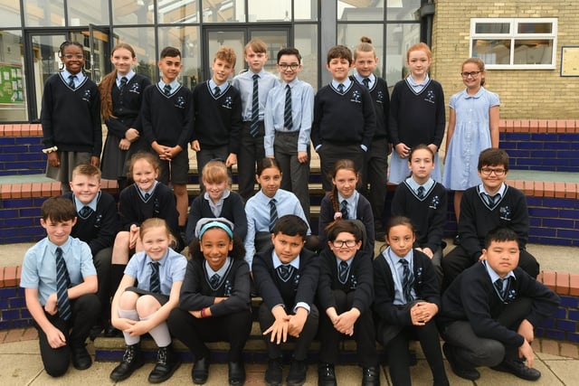 Discovery School  year 6 leavers