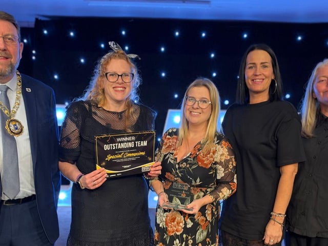 Outstanding Team: Special Connexions,
