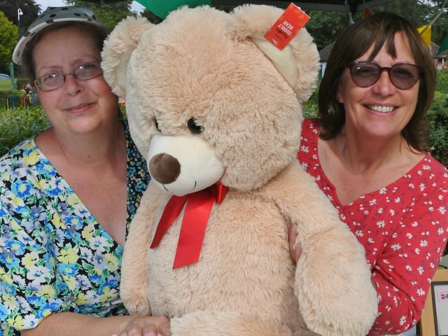 Friends of Itter Park  guess the teddy's name competition with Mel Robinson and Christine Clow