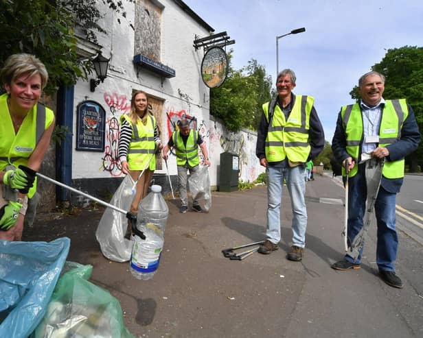 Councillors Alan Dowson, Daisy Blakemore-Creedon and Dennis Jones with Litter Wombles volunteers