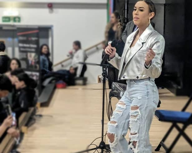 Lucie Bikárová brings Roma culture to life at Queen Katharine Academy with her stellar performance