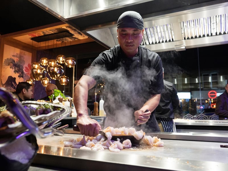 Katana's goal is to "merge traditional British roast concepts with Japanese flavours and cooking techniques, offering guests a fusion of familiar and exotic tastes.”
