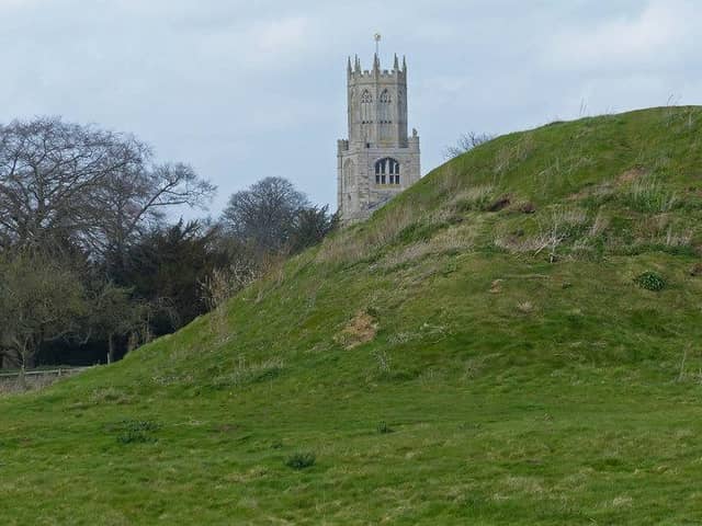 Situated west of Peterborough on the banks of the River Nene, Fotheringhay is best known for its church, All Saints, which stands dominant above the flat landscape. The impressive building was rebuilt between 1411 and the 1430s as a college of priests. The remains of Fotheringhay Castle - founded around 1100 - can still be found in the village.
