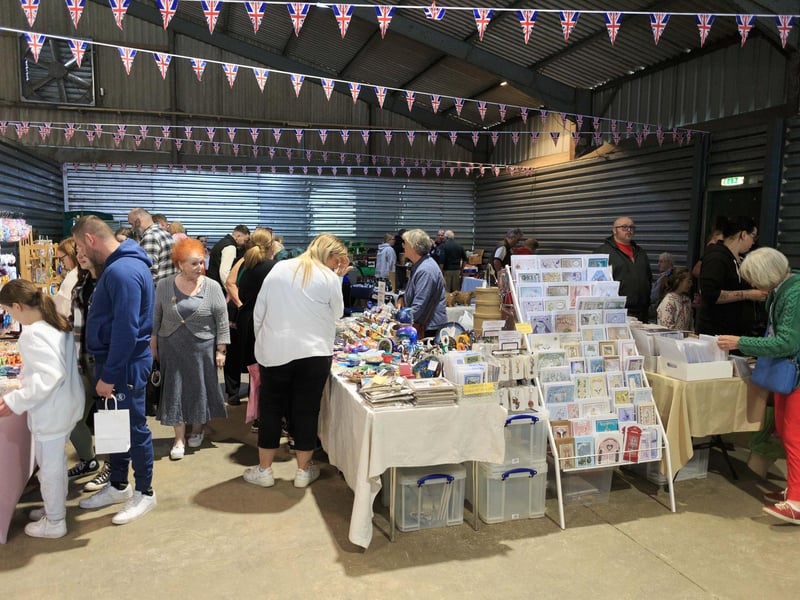 Visitors flocked to browse and buy artisan crafts and gifts at the farmers' market